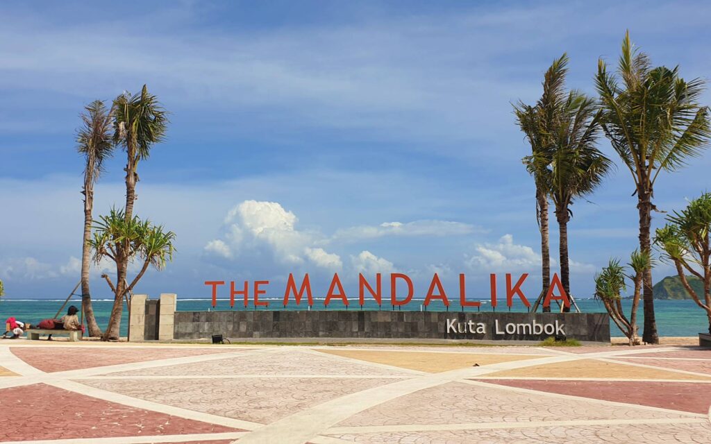 Peket Tour Lombok 4 Hari 3 Malam (C)